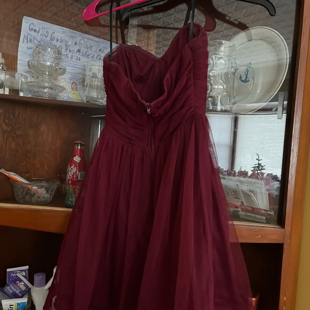 windsor, short formal dress size 3/4 - Picture 3 of 3